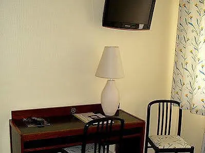 Hotel Logis Le Ribotel