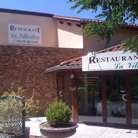 Logis Le Ribotel Hotel 2*